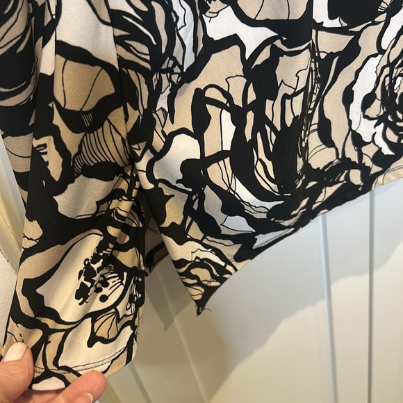 Dana Buchman Faux Wrap Floral Sleeveless V Neck Midi Dress in Brown Tan Cream - Picture 9 of 17